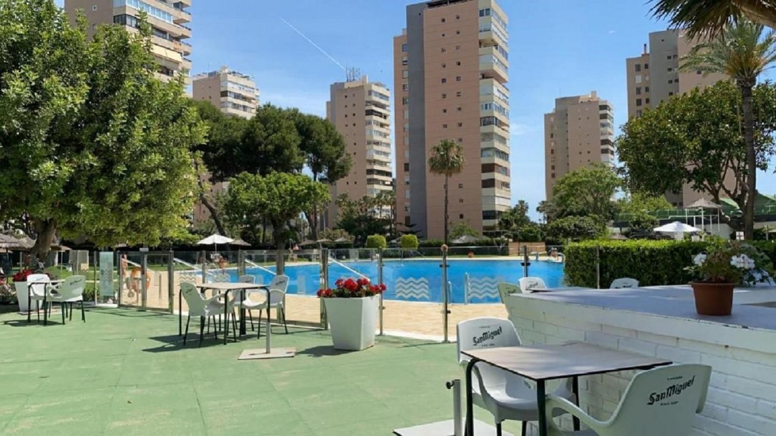 Piscina de Estudi de lloguer en Torremolinos amb Aire condicionat, Calefacció i Piscina comunitària