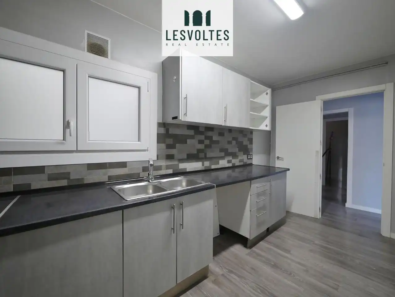Flat with terrace for sale in De Cavallers, imagen 7