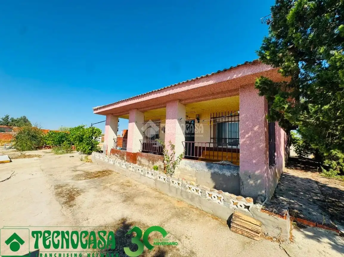 Casa o xalet en venda en Albarreal de Tajo amb Traster i Moblat