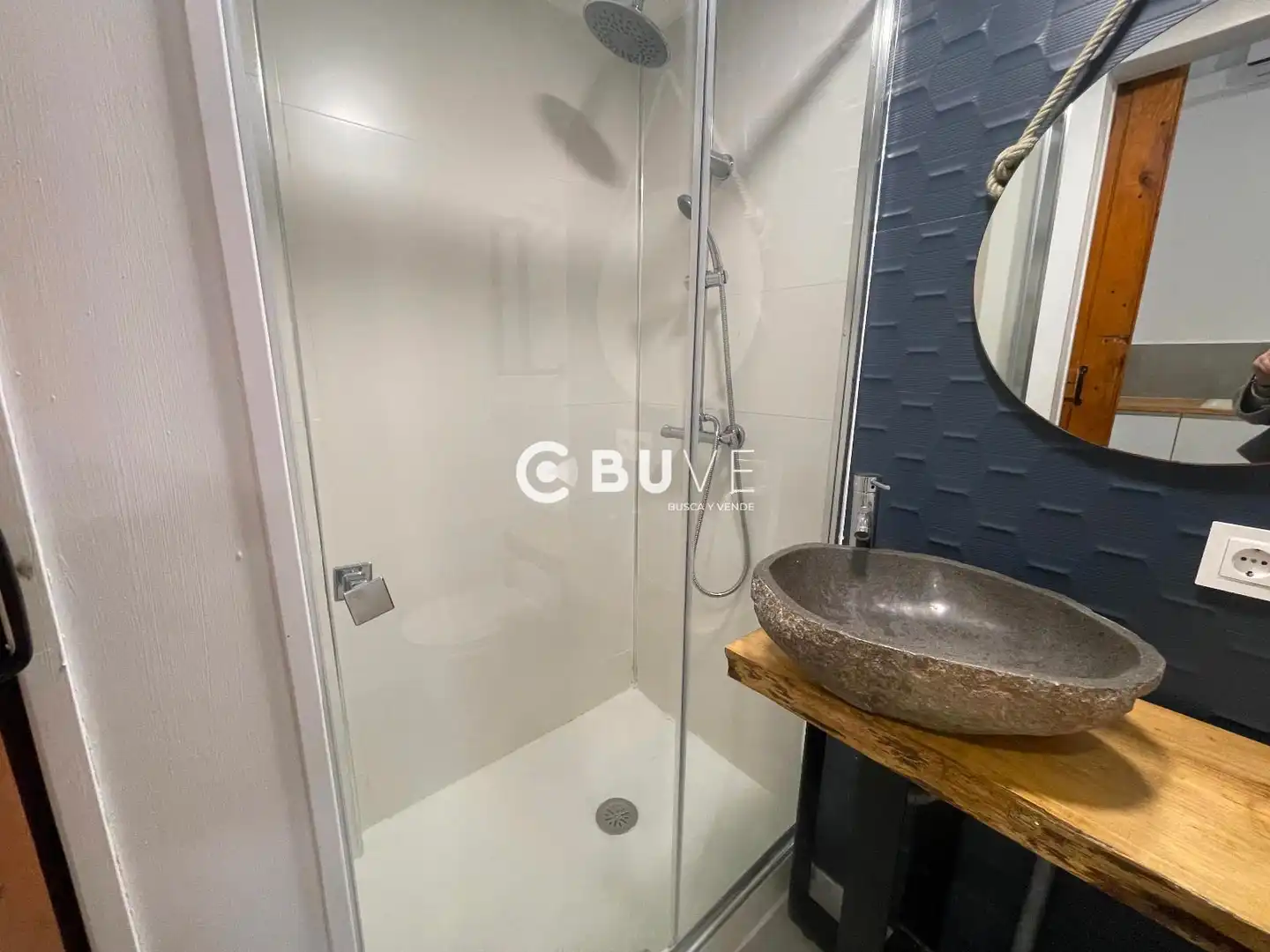Bathroom of Houses for sale in Sevilla  with Air Conditioner, Terrace and Swimming Pool