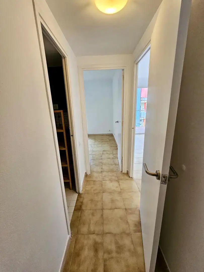 Piso en venta en Sant Pol de Mar con Terraza, Balcón y Piscina comunitaria