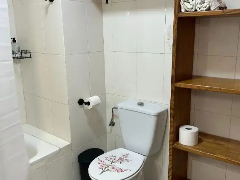 Bathroom of Flat for share in Coín  with Furnished