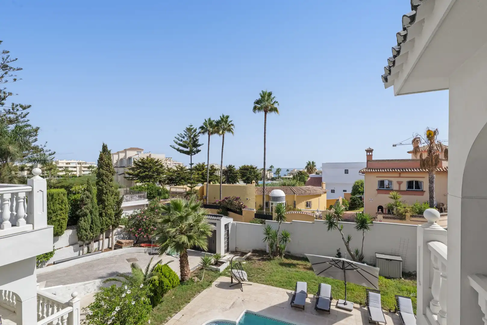 Exterior view of Houses for sale in Mijas  with Air Conditioner, Private garden and Terrace