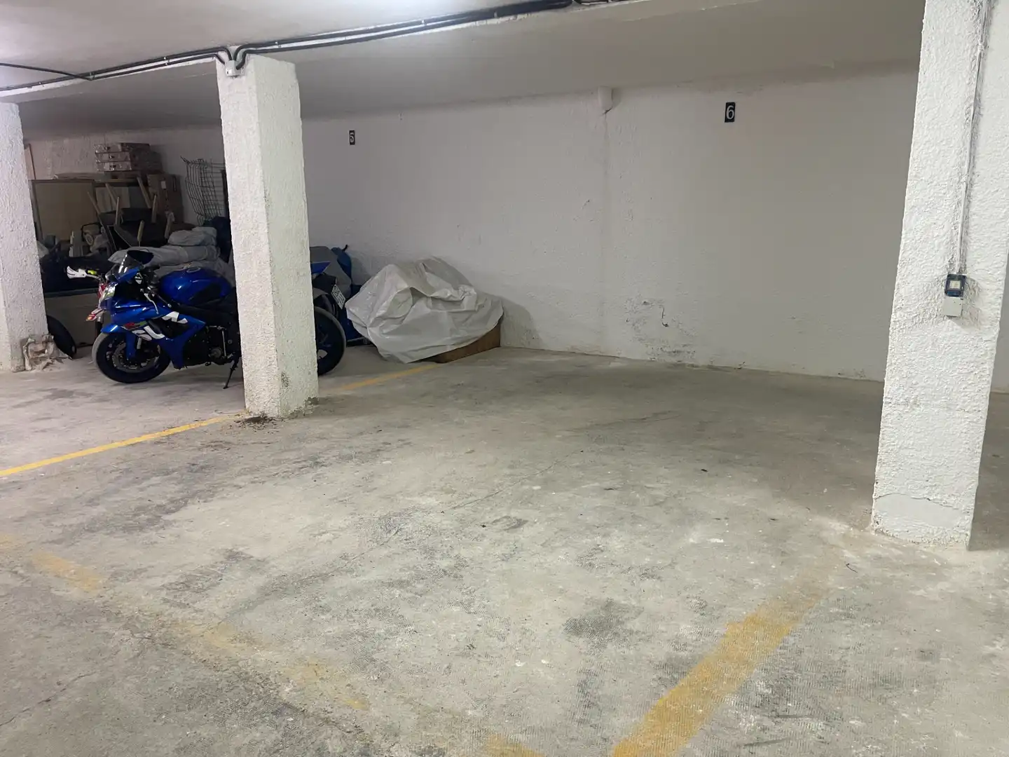 Parkplatz zum Verkauf in Carrer Brúixola, imagen 2