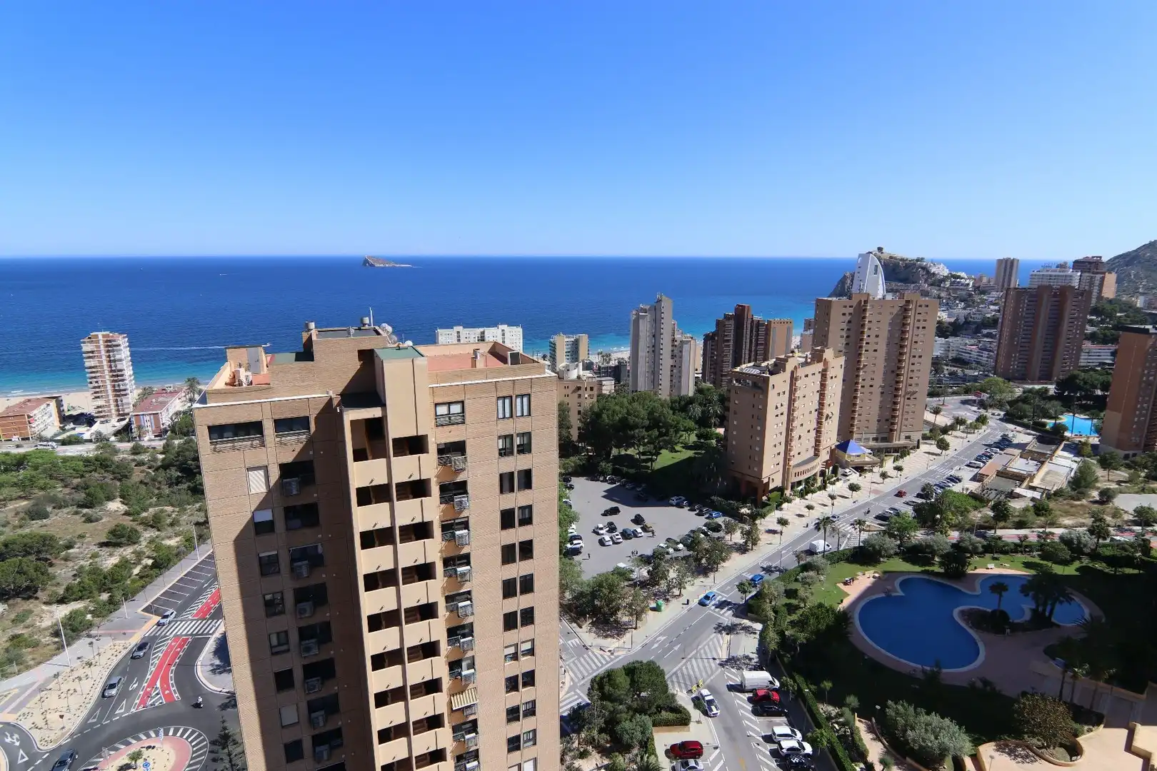Vista exterior de Piso en venta en Benidorm con Aire acondicionado, Terraza y Amueblado
