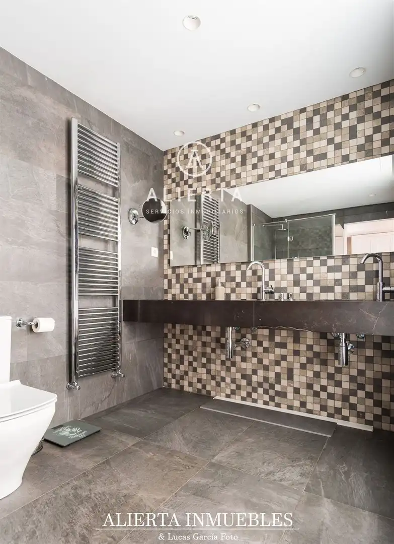 Piso en venta en de Almagro, Doctor Cerrada