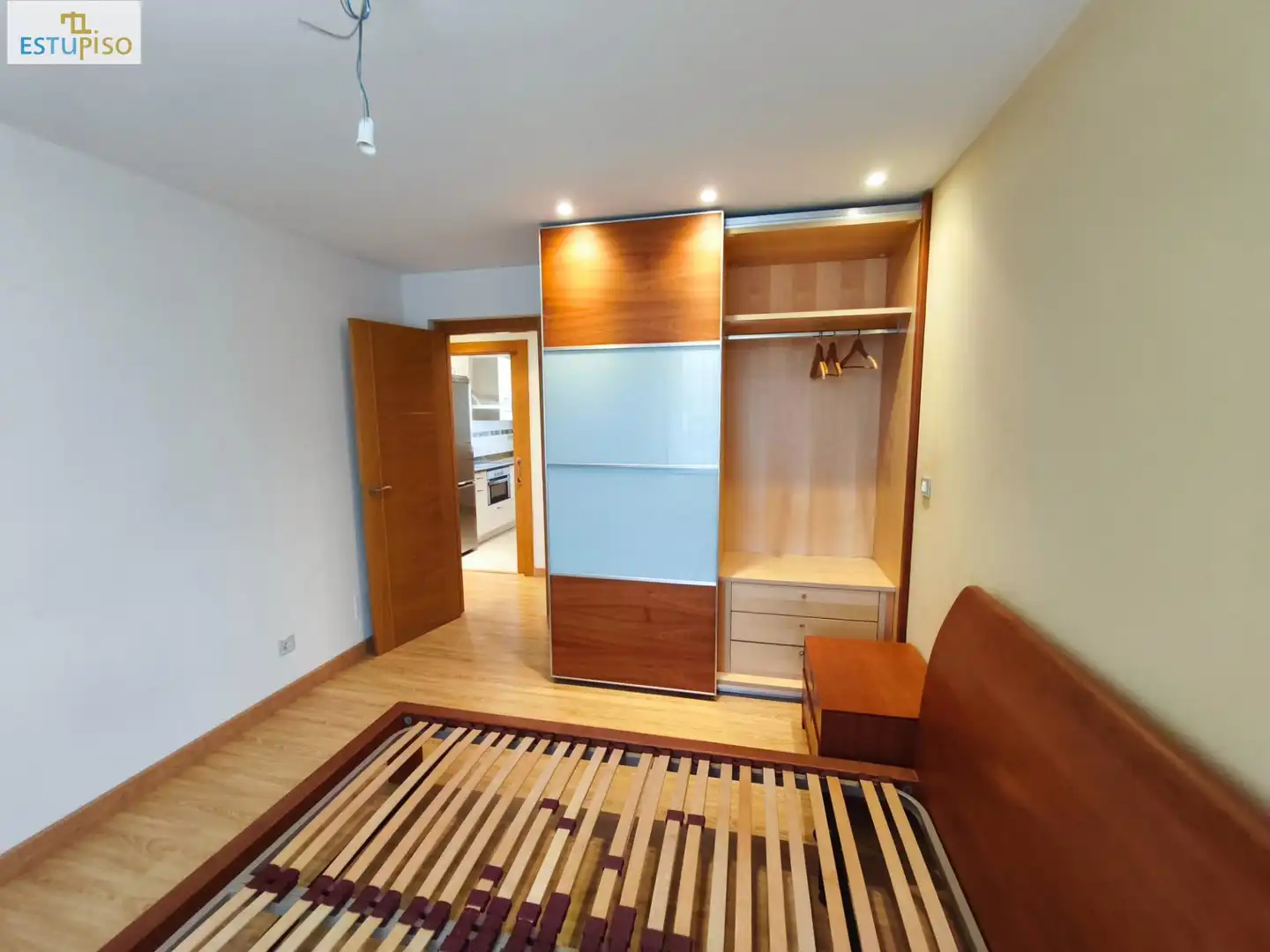 Piso en venta en Calle CEFERINO URIEN, Ali Gobeo