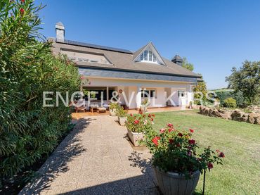 Casa con piscina en venta en Villafranca del Castillo