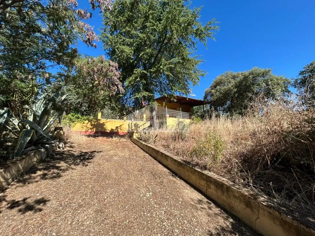 Casa o chalet en venta en Orellana de la Sierra con Aire acondicionado, Jardín privado y Terraza