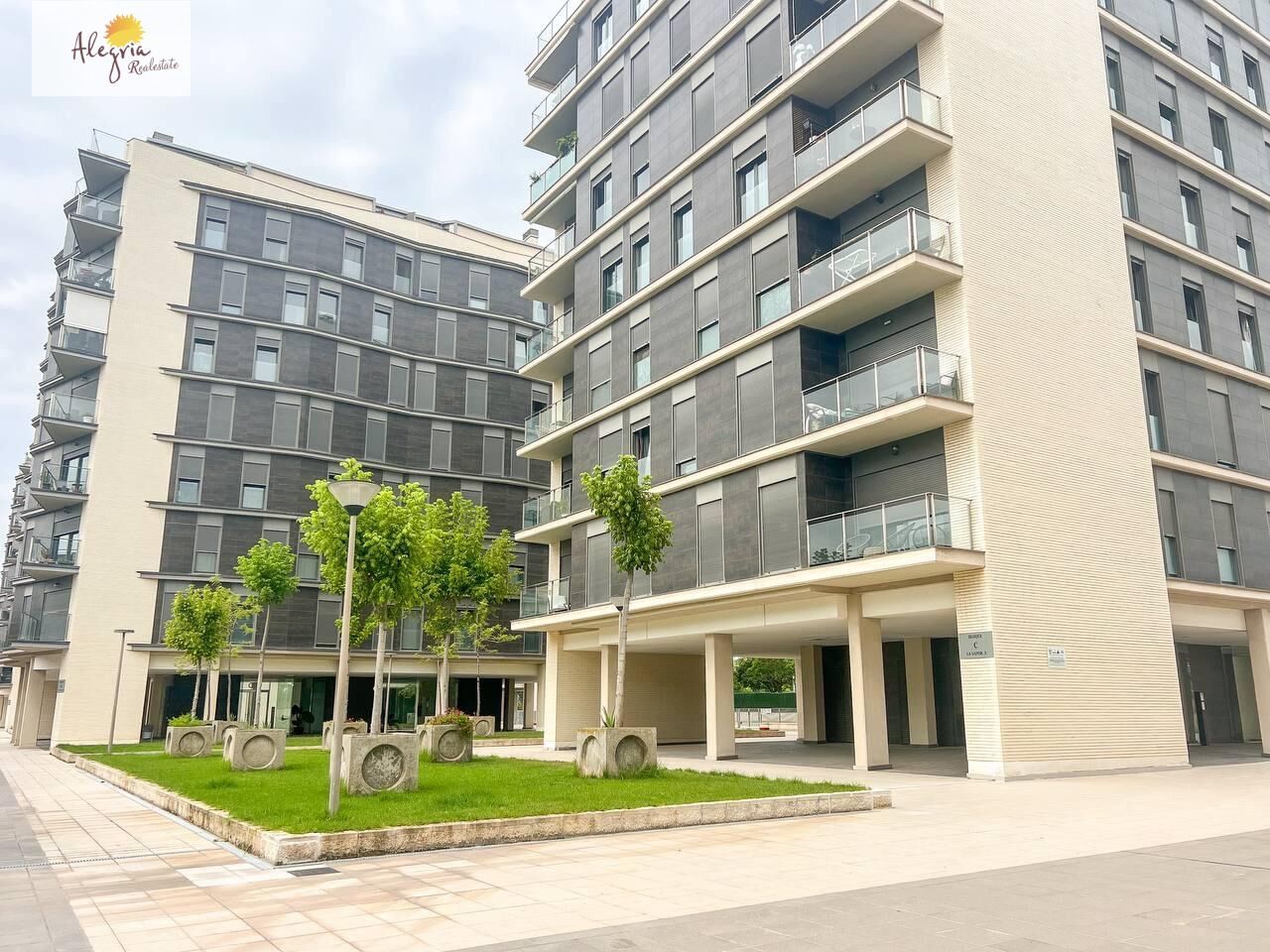 Exterior view of Apartment to rent in Castellón de la Plana / Castelló de la Plana  with Air Conditioner, Heating and Private garden