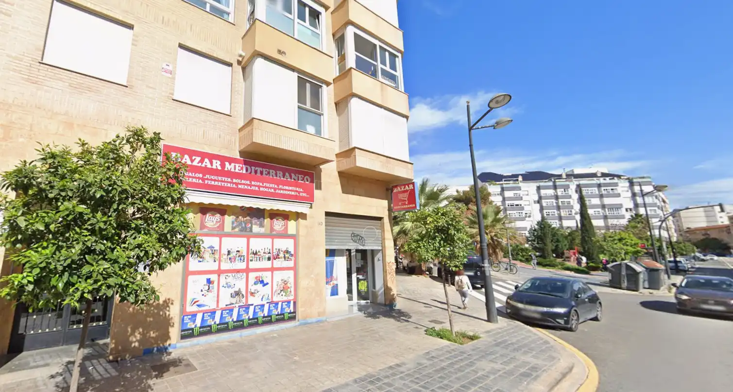 Vista exterior de Pis en venda en Valencia amb Aire condicionat, Forn i Balcó