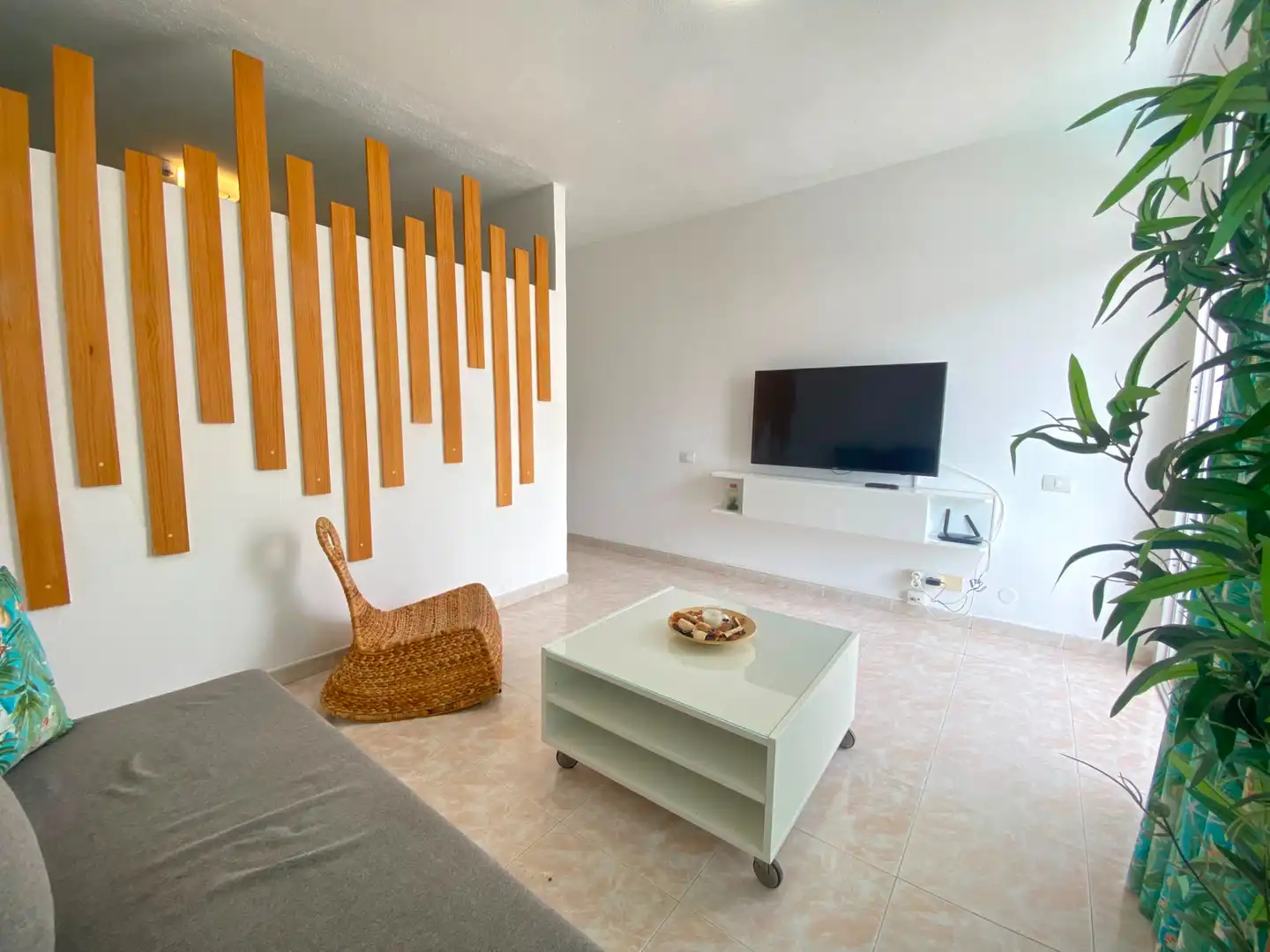Living room of Flat for sale in San Bartolomé de Tirajana  with Private garden, Terrace and Furnished