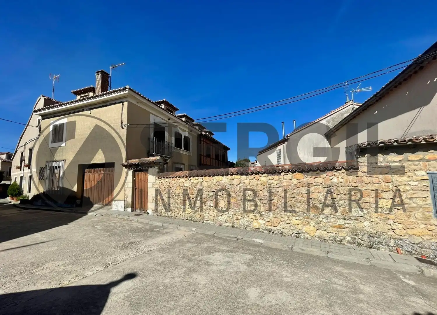 Exterior view of Houses for sale in Brieva  with Heating, Private garden and Storage room