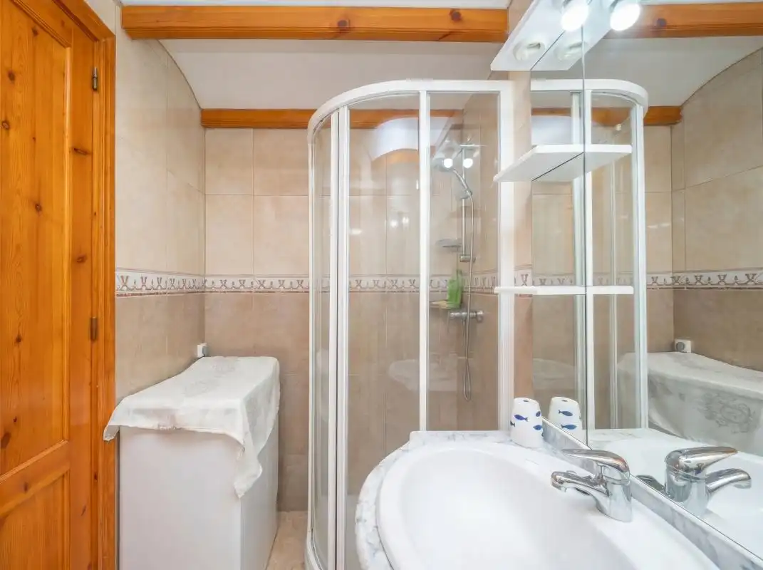 Bathroom of Flat for sale in Guardamar del Segura  with Heating, Private garden and Terrace