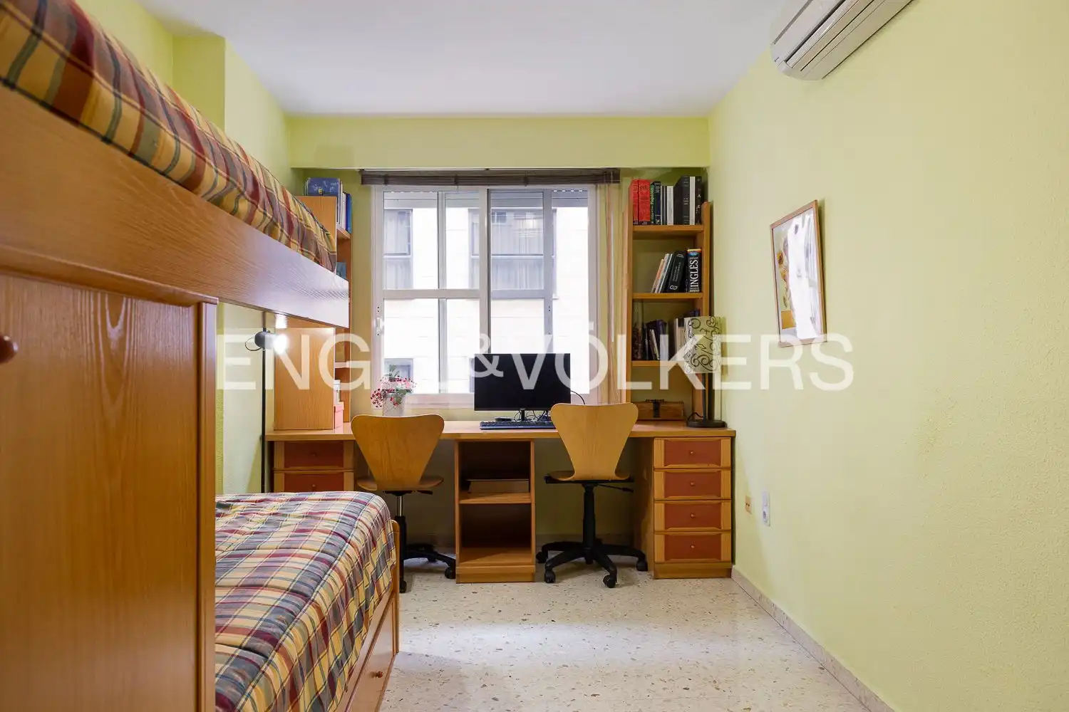Habitación de Piso en venta en Valencia con Aire acondicionado, Calefacción y Trastero
