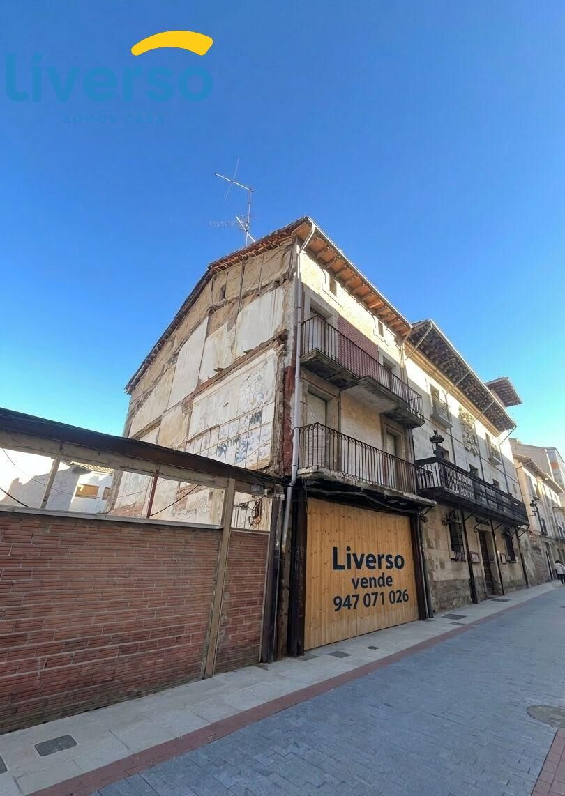 Vista exterior de Edifici en venda en Briviesca