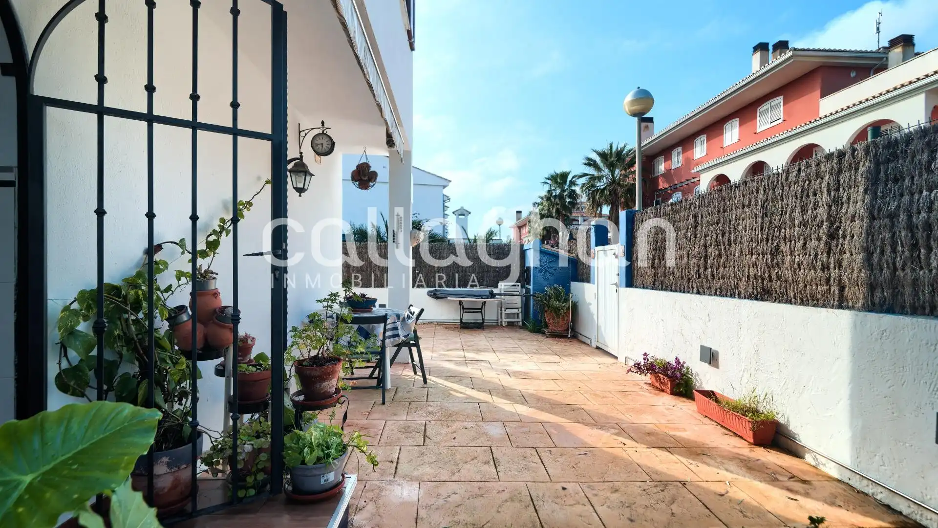 Terrassa de Casa adosada en venda en Sagunto / Sagunt amb Aire condicionat, Calefacció i Terrassa