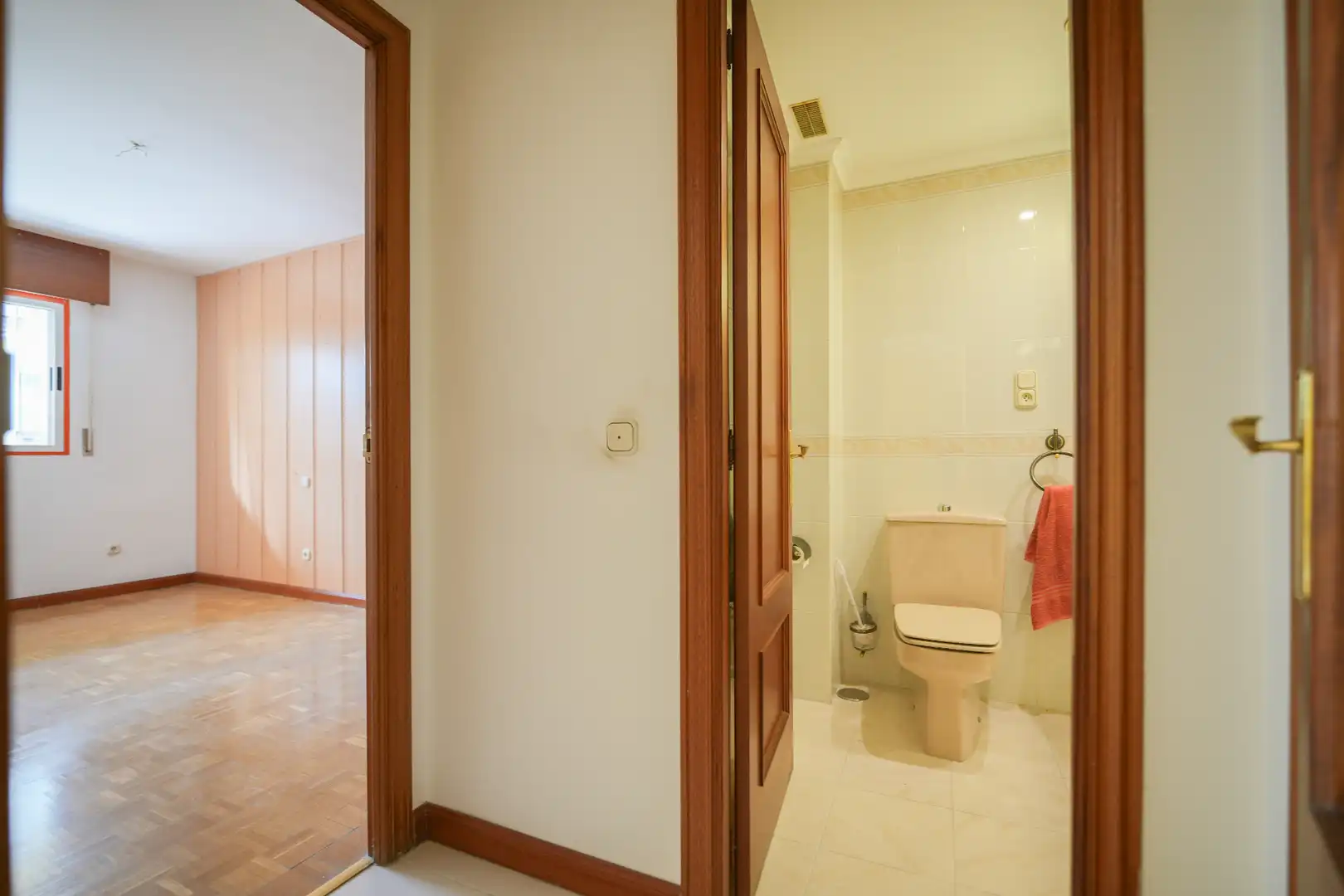 Adosado con piscina en venta en Calle Mariano de los Cobos 76, imagen 22