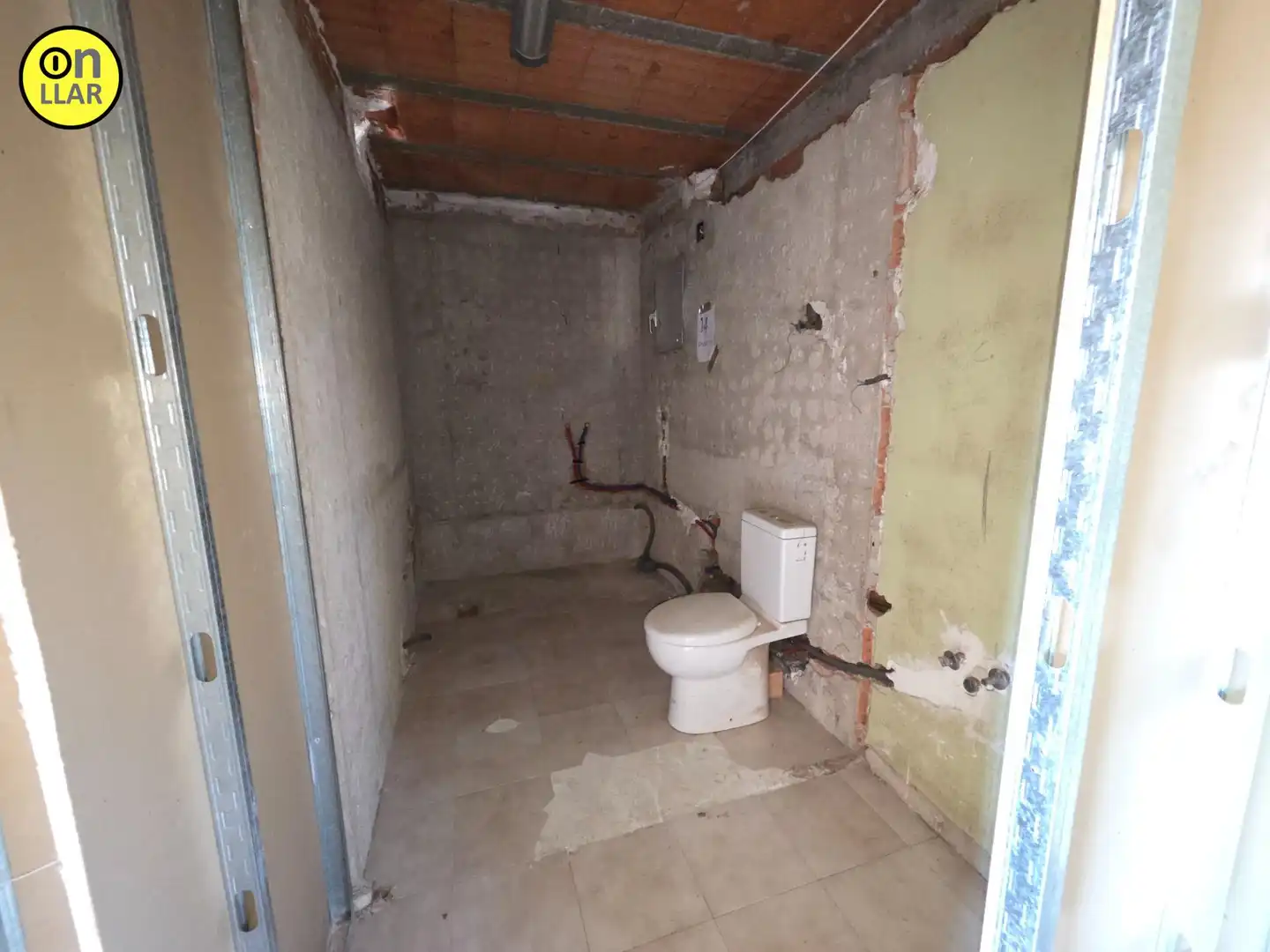 Bathroom of Houses for sale in Navarcles  with Community pool