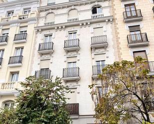 Exterior view of Attic for sale in  Madrid Capital  with Terrace and Balcony