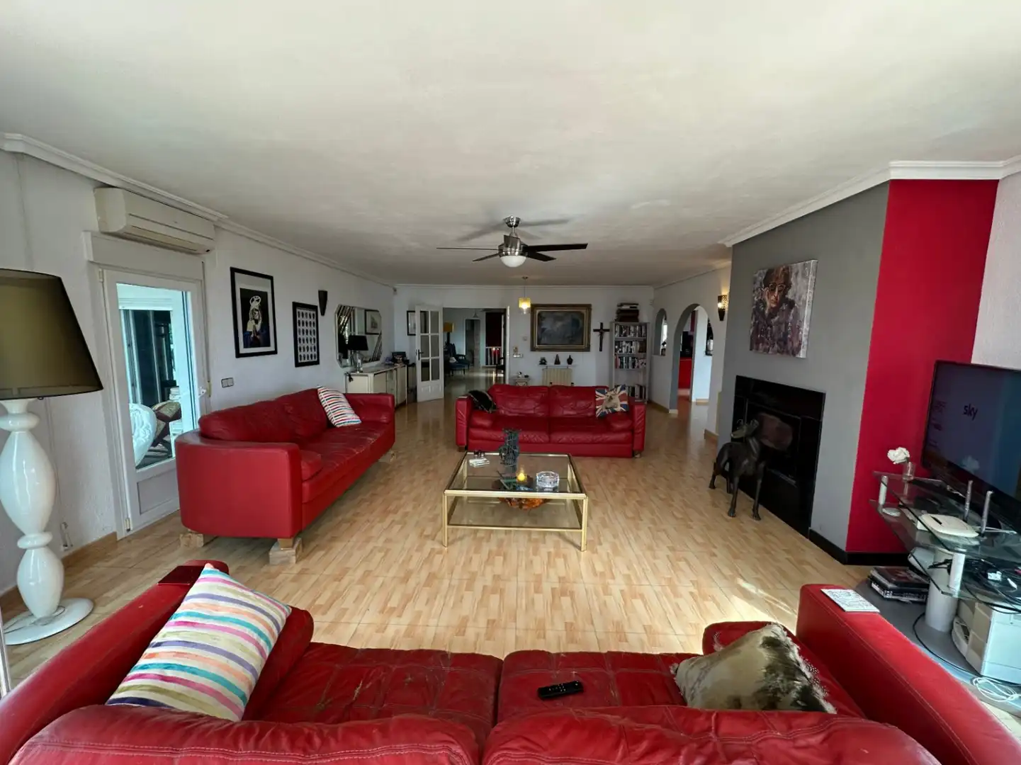 Sala d'estar de Casa o xalet en venda en Alcalà de Xivert amb Aire condicionat, Calefacció i Jardí privat