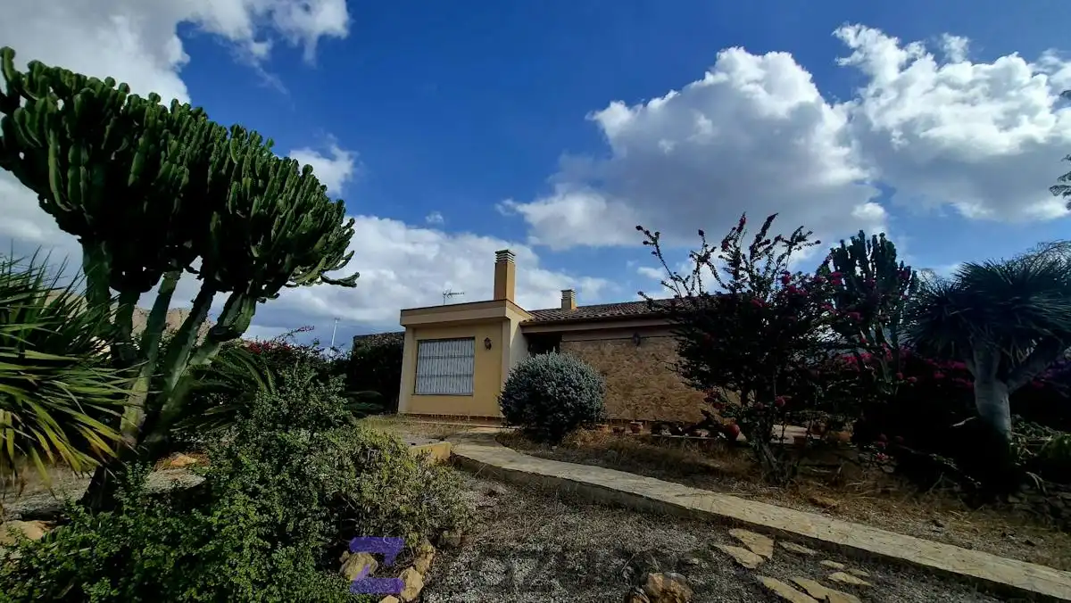 Garden of Houses for rent in Pedanías Oeste