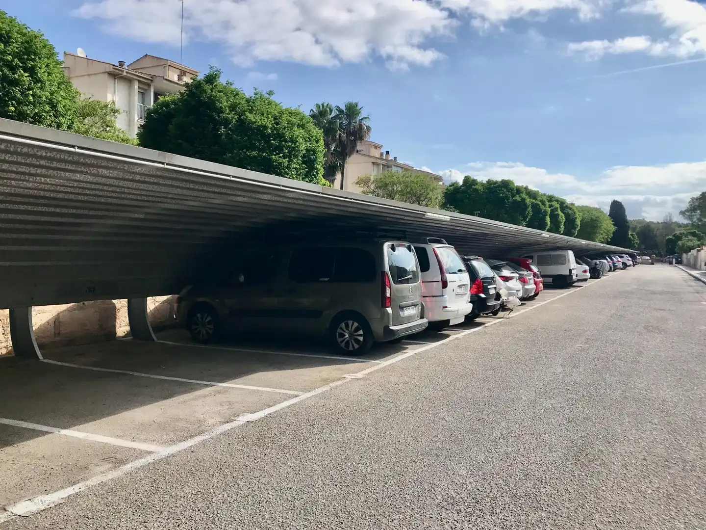 Aparcament de Casa adosada de lloguer en Calvià amb Jardí privat, Parquet i Terrassa