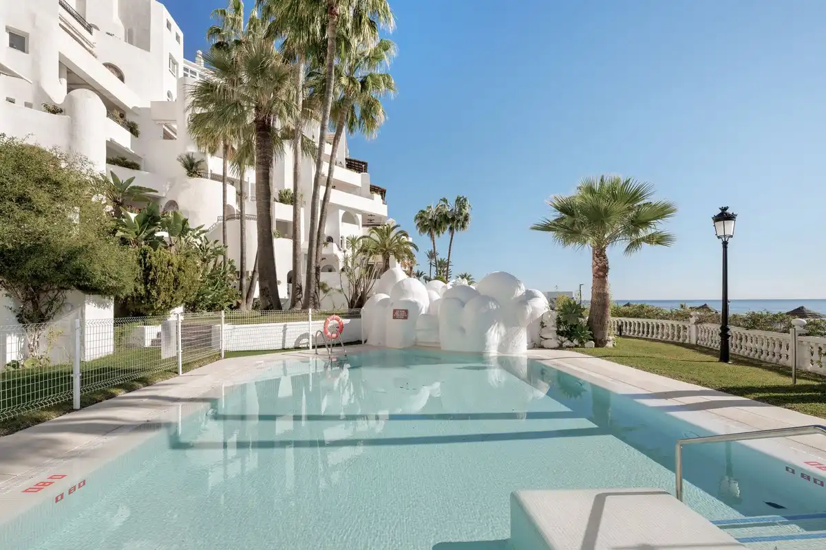 Piscina de Apartamento en venta en Torremolinos con Aire acondicionado, Terraza y Piscina comunitaria