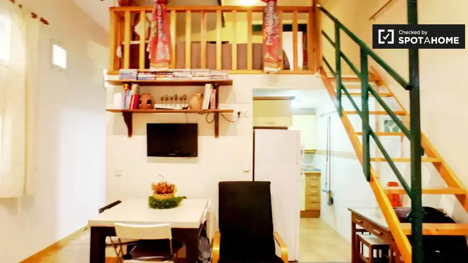 Habitació a Embajadores - Lavapiés