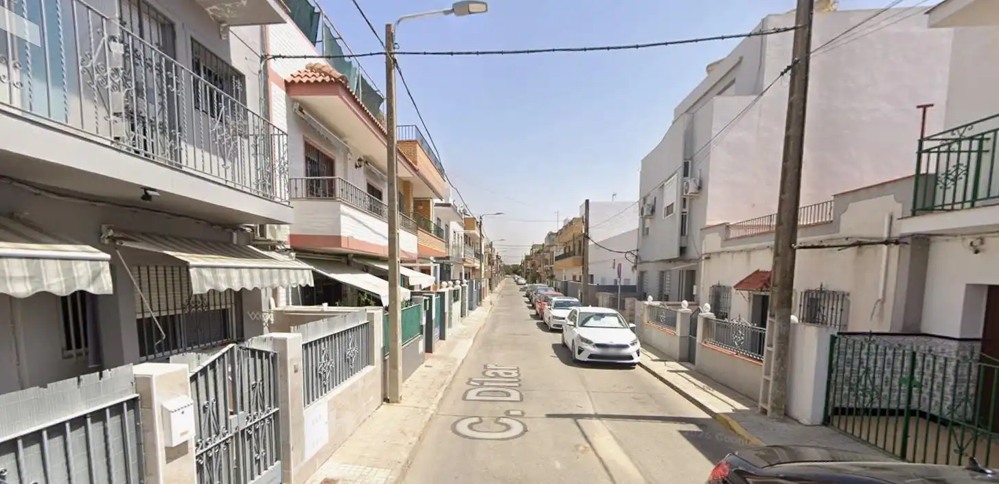 Casa en venda a DILAR
