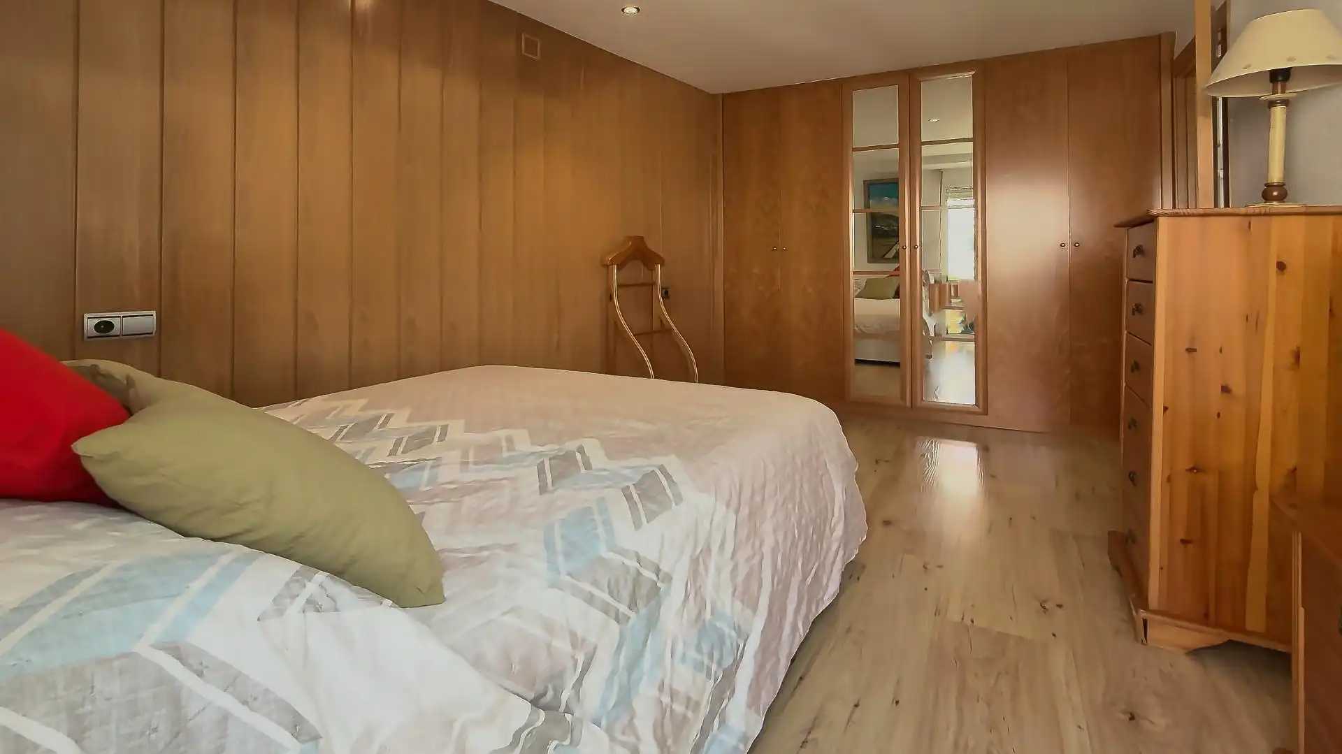 Bedroom of Attic for sale in Benidorm  with Air Conditioner, Heating and Parquet flooring