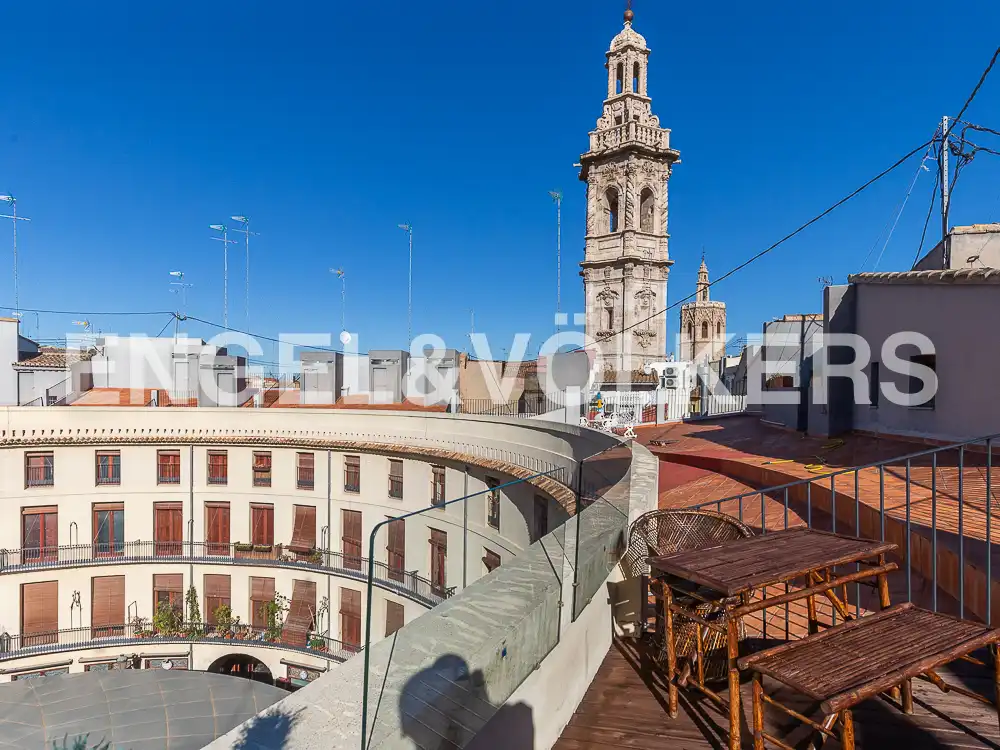 Vista exterior de Àtic de lloguer en Valencia amb Aire condicionat, Calefacció i Parquet