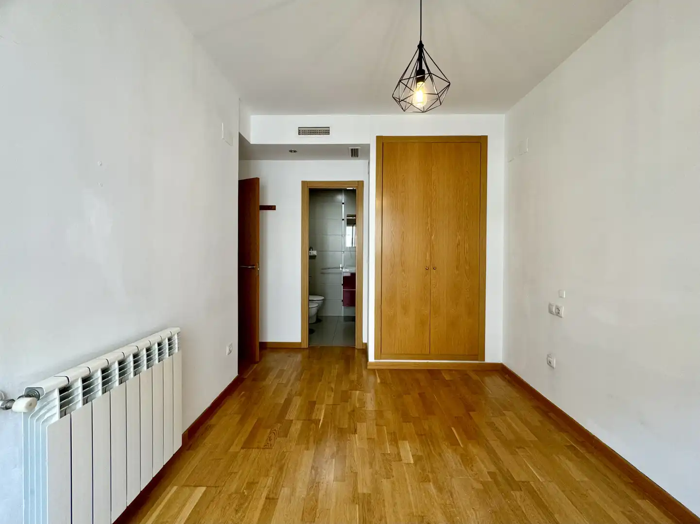 Flat for rent in Torrent - CL MONTREAL-76, Parc Central