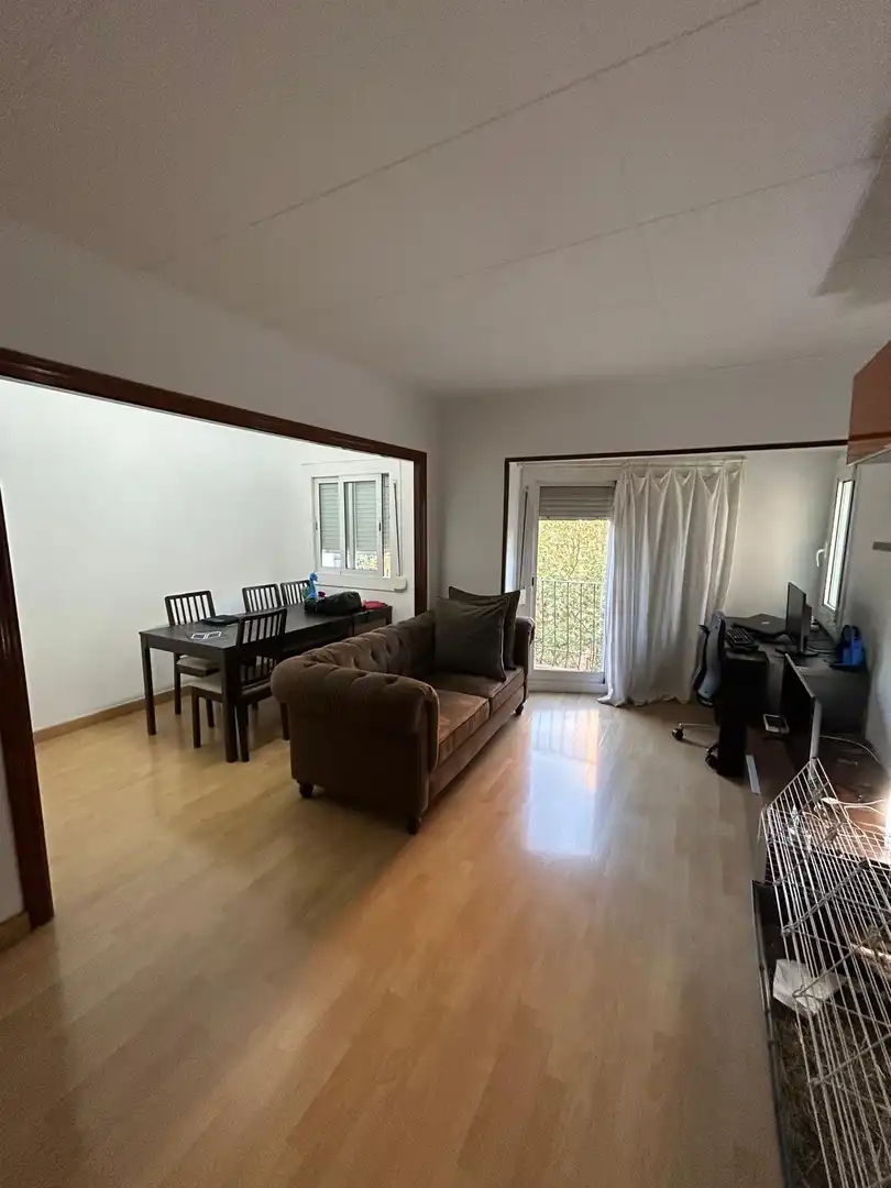 Sala d'estar de Pis en venda en  Barcelona Capital amb Calefacció i Balcó