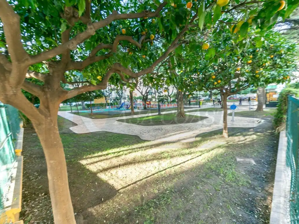 Vista exterior de Piso en venta en Fuengirola con Aire acondicionado, Calefacción y Terraza