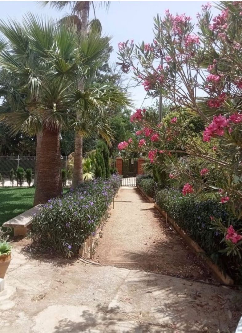 Jardí de Casa o xalet en venda en Humilladero amb Aire condicionat, Calefacció i Jardí privat