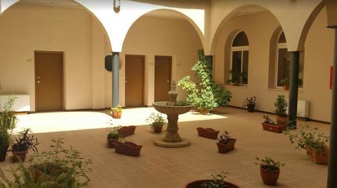 Foto 4 de Edifici en venda a Ibros, Jaén