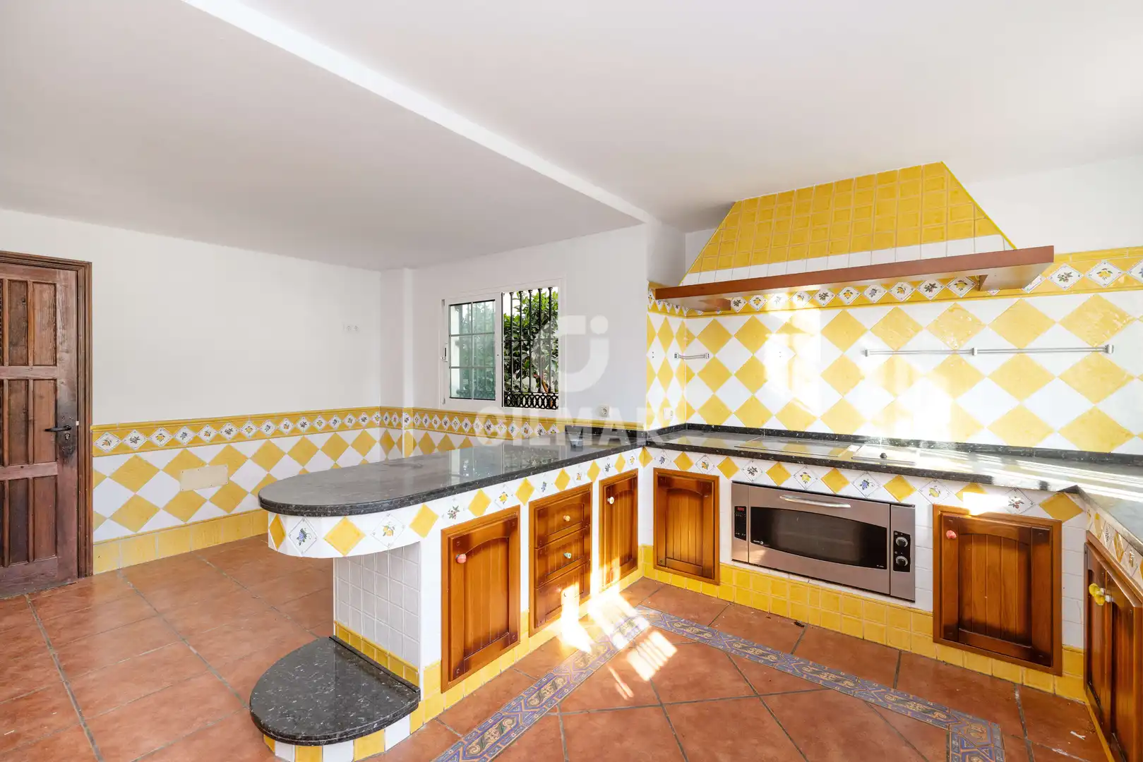 Cocina de Casa o chalet en venta en Benalmádena con Calefacción, Jardín privado y Piscina