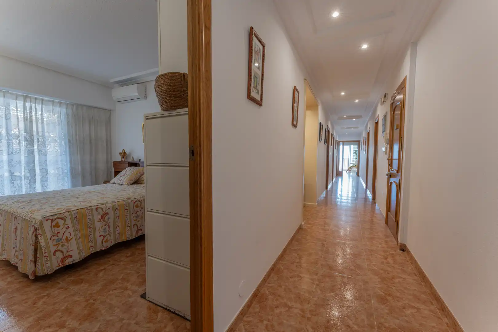 Wohnung zum Verkauf in Elche / Elx mit Heizung, Terrasse und Möbliert