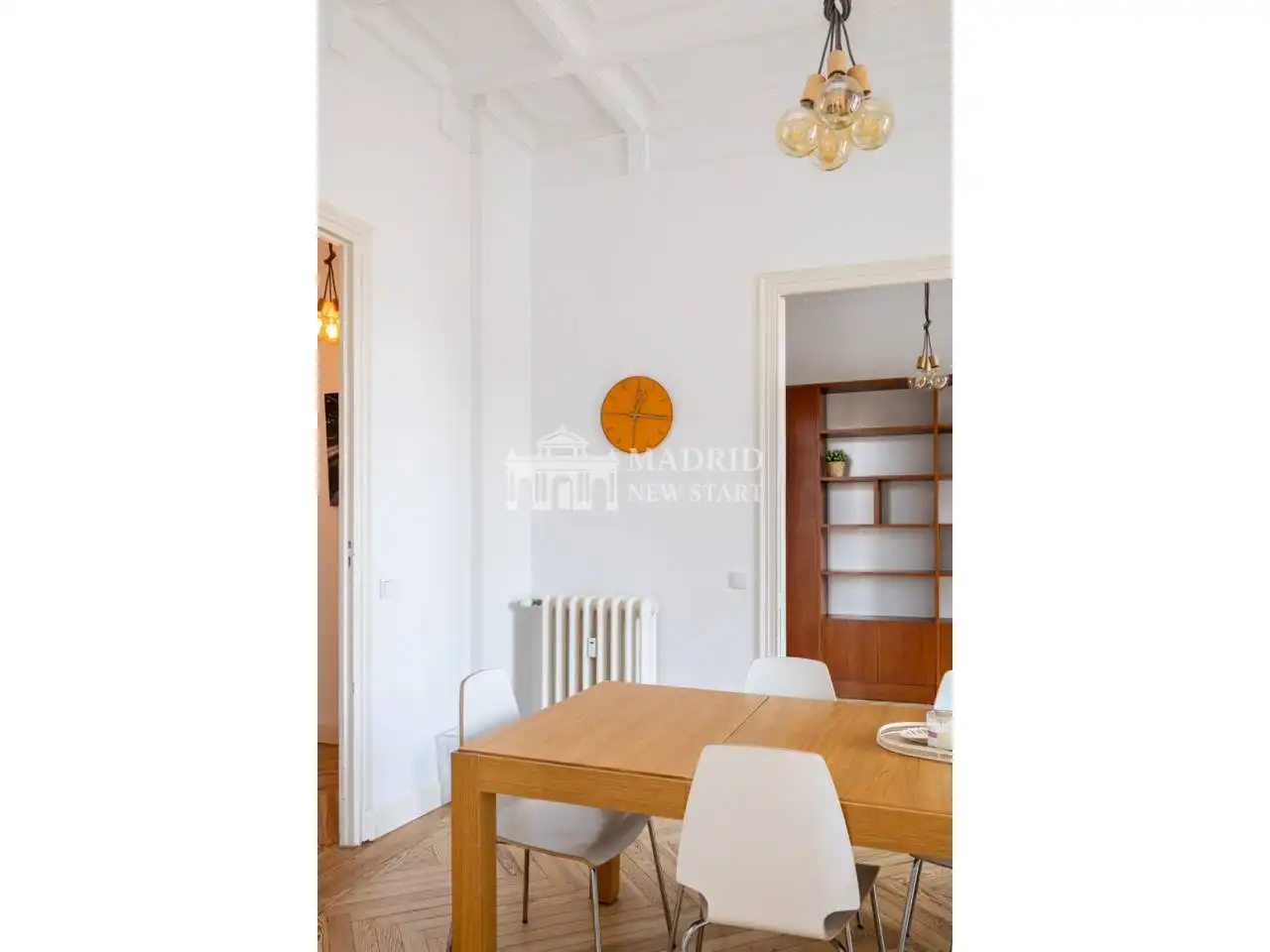 Dining room of Flat for rent in Madrid  with Air Conditioner, Heating and Parquet flooring