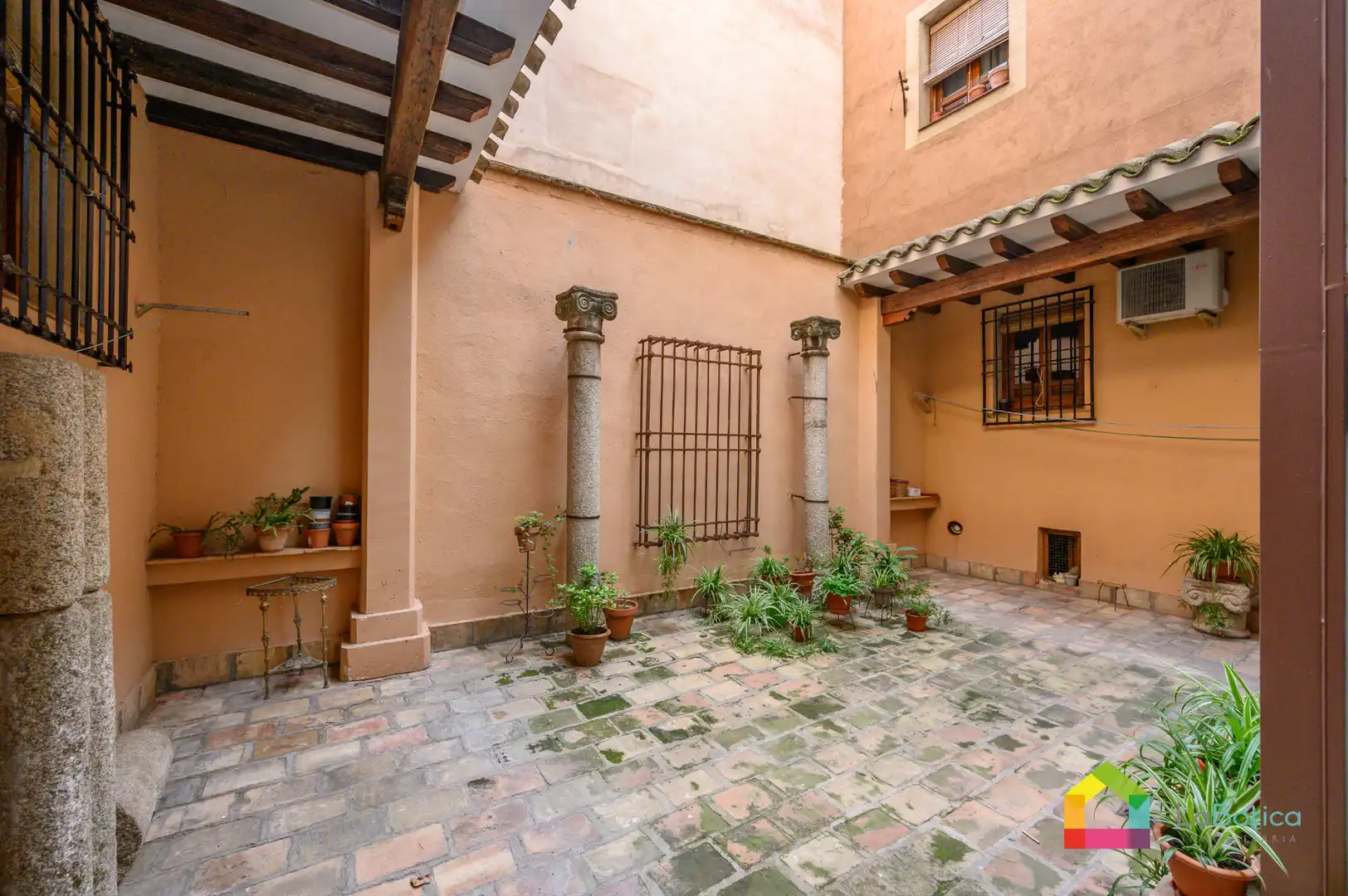 Terrace of Flat for sale in Toledo  with Air Conditioner, Heating and Storage room