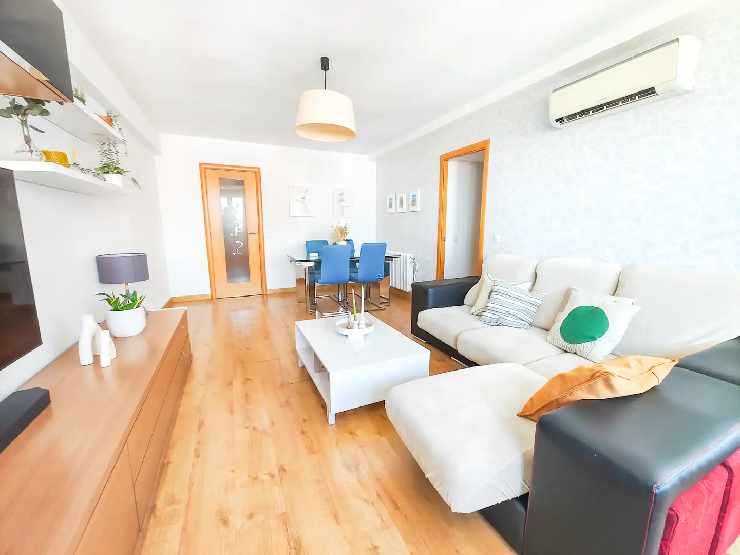 Sala de estar de Piso en venta en Móstoles con Aire acondicionado, Calefacción y Parquet