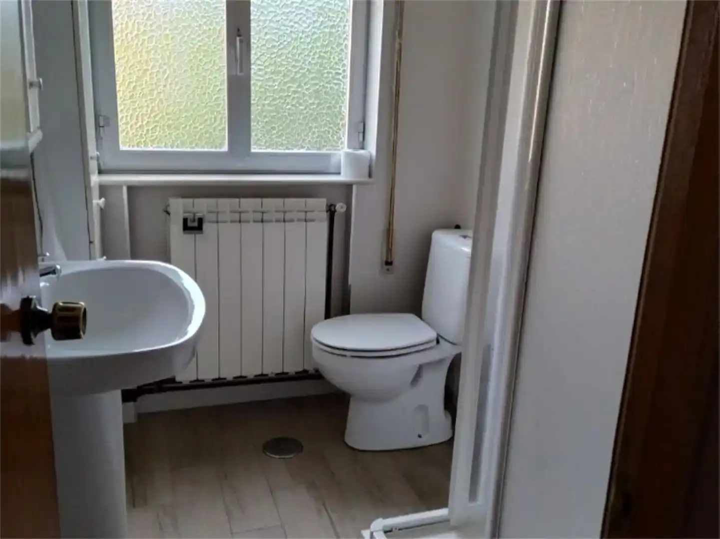 Baño de Piso en venta en La Vecilla con Jardín privado, Trastero y Amueblado