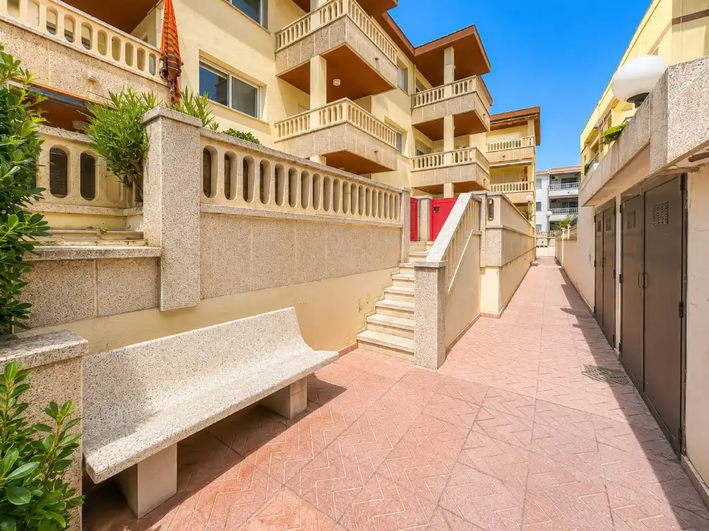 Vista exterior de Piso en venta en Cubelles