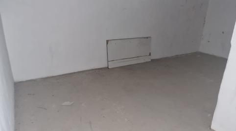 Foto 4 de Garaje en venta en Fernán-Núñez, Córdoba