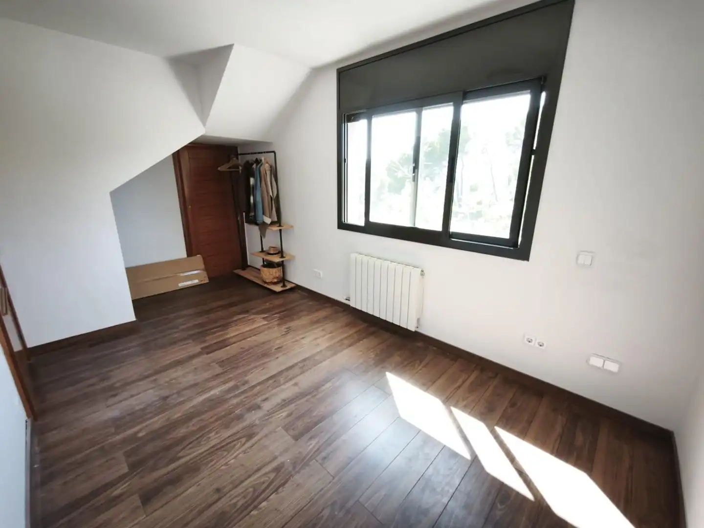 Habitación de Casa o chalet en venta en Castellar del Vallès con Calefacción, Jardín privado y Parquet