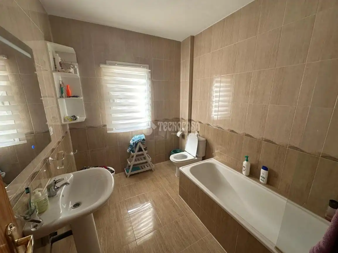 Habitatge amb terrassa en venda a Mengíbar, imagen 15