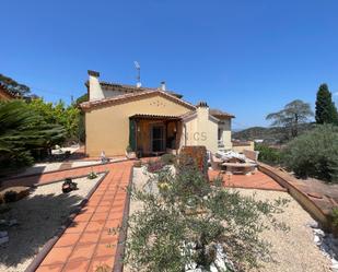 Exterior view of House or chalet for sale in Montornès del Vallès  with Terrace and Swimming Pool