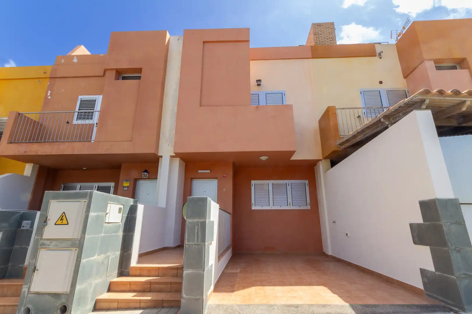 Casa amb terrassa en venda a Calle Amagro, imagen 2