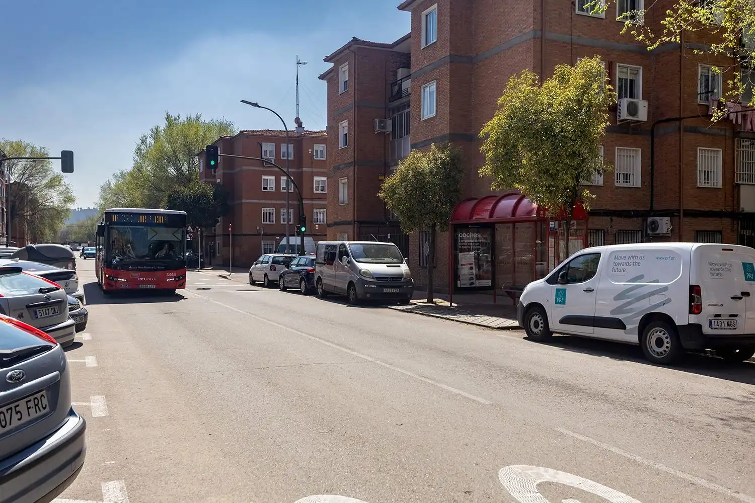 Außenansicht von Wohnung zum Verkauf in Alcalá de Henares mit Klimaanlage, Heizung und Terrasse